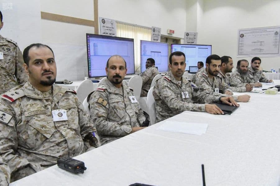 اختتام المرحلة الثانية من المناورات العسكرية بتمرين درع الجزيرة المشترك 10