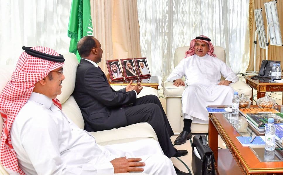 وزير الإعلام يستقبل مدير عام اتحاد وكالات أنباء دول منظمة التعاون الإسلامي