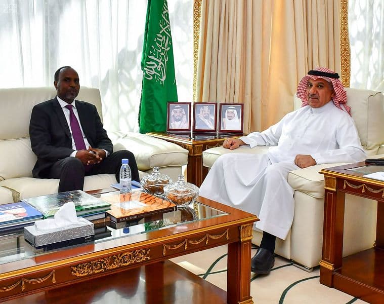 وزير الإعلام يستقبل مدير عام اتحاد وكالات أنباء دول منظمة التعاون الإسلامي