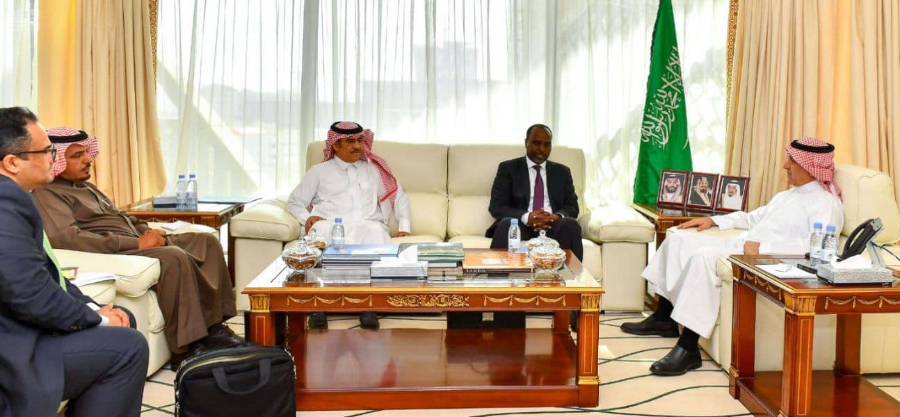 وزير الإعلام يستقبل مدير عام اتحاد وكالات أنباء دول منظمة التعاون الإسلامي