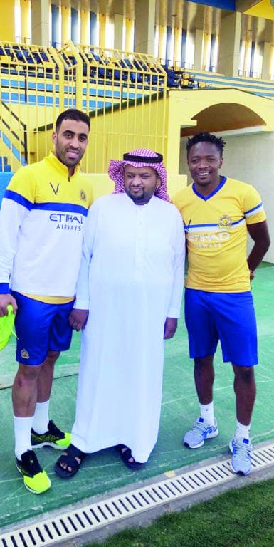 طائرتان تعيدان أمرابط وموسى للهلال