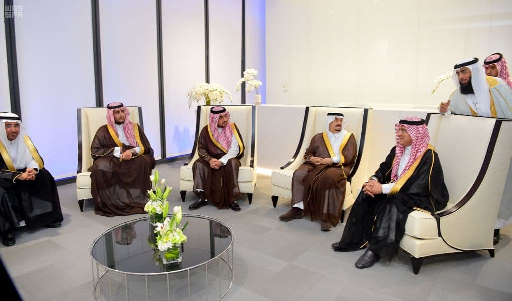 الأمير فيصل بن بندر يرعى حفل افتتاح برج "الراجحي"