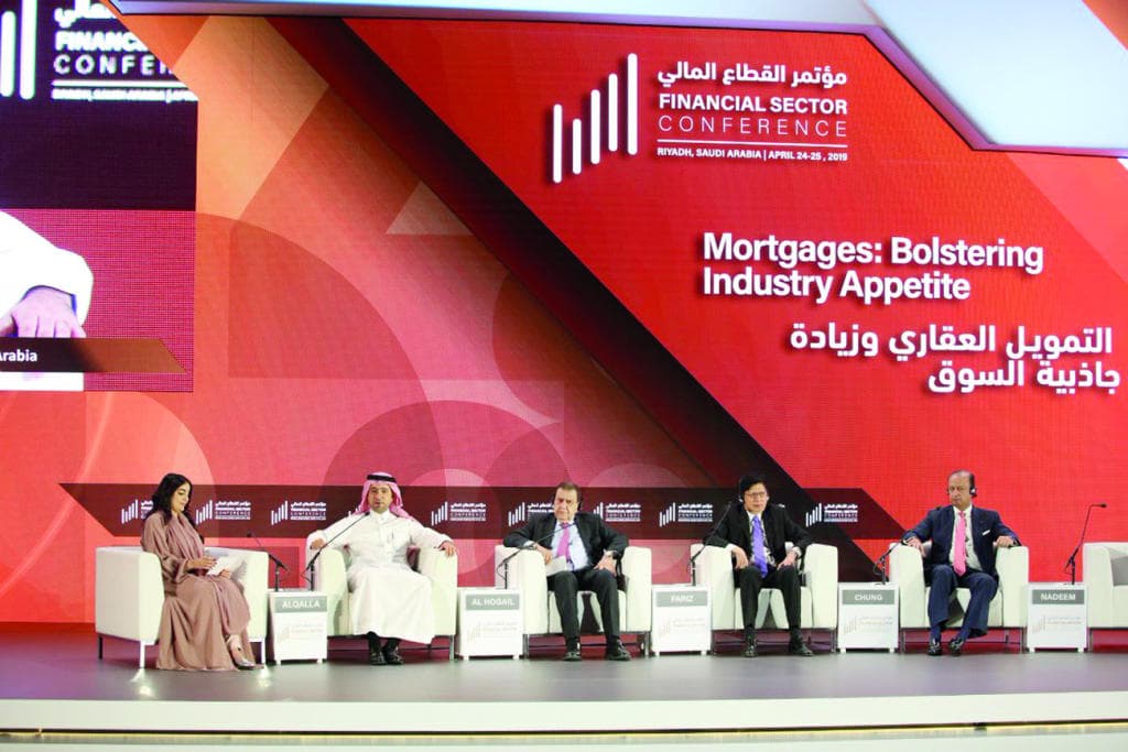 وزير الإسكان: 400 ألف وحدة تدخل السوق السعودية سنويا