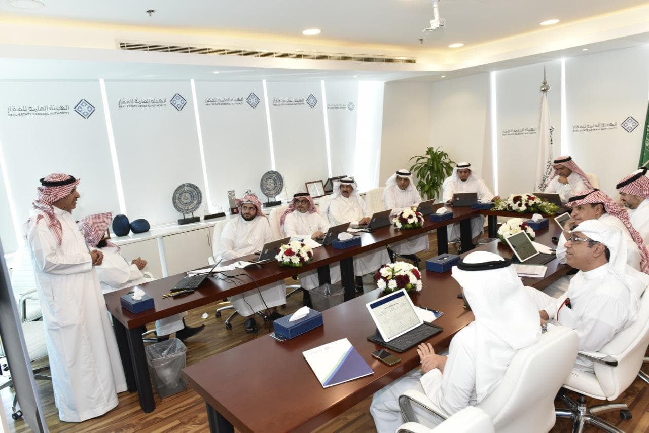 مجلس إدارة الهيئة العامة للعقار يعقد اجتماعه السابع