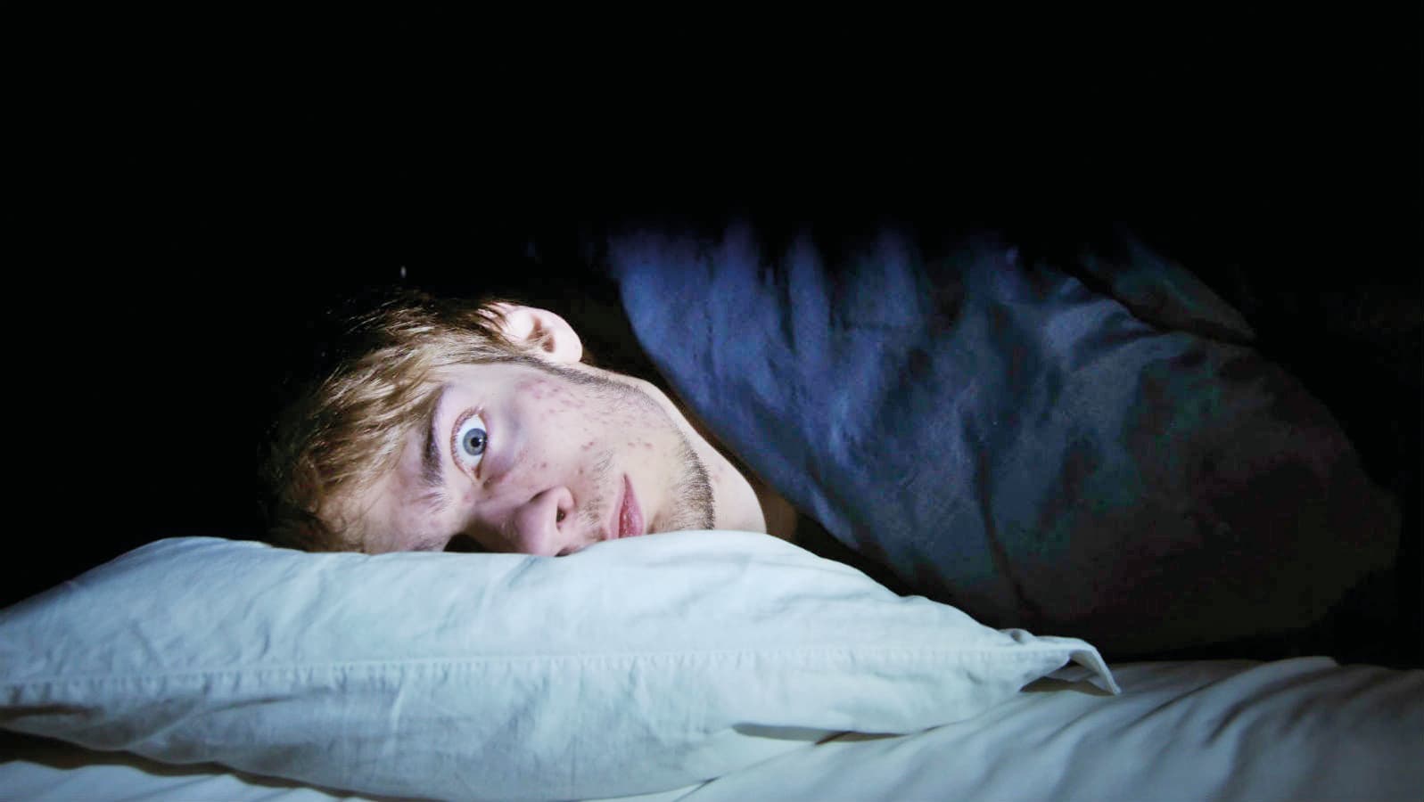 دراسة: النوم غير المنتظم يضاعف خطر السمنة والقلب بمقدار الثلث