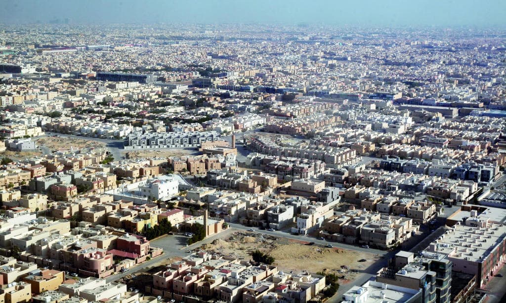 65 شركة وطنية وعالمية تعمل في المشاريع السكنية بالشراكة مع «الإسكان»