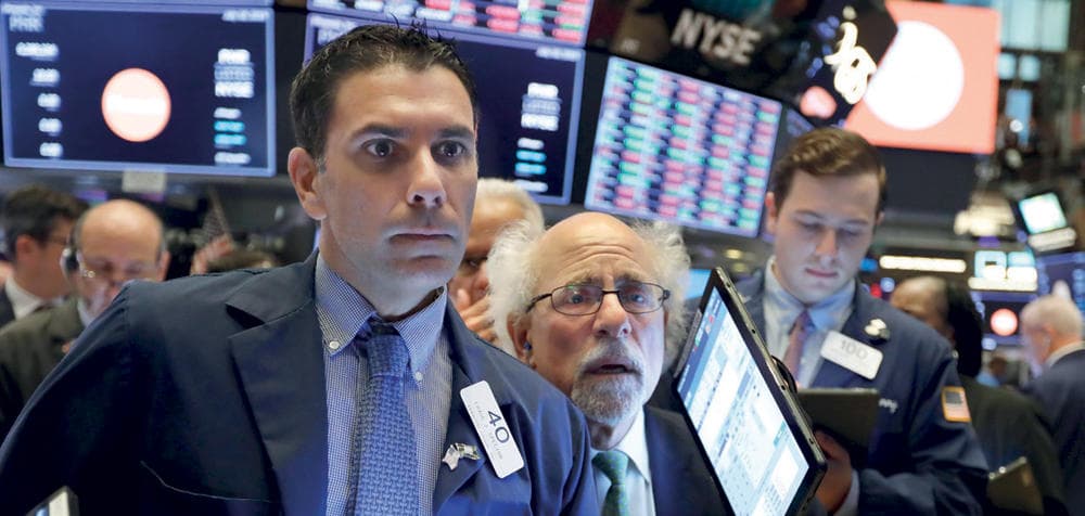 قطاع التكنولوجيا يقود الأسهم الأمريكية والأوروبية إلى الخسائر مع ضعف النتائج