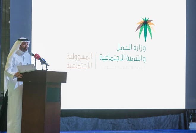 وزير العمل : لن نسمح بأي تجاوزات تؤثر على التوطين .. وسنوظف ذوي الكفاءات في المهن القيادية