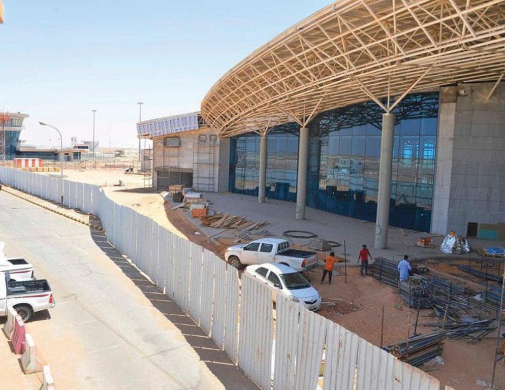 مشروع تطوير مطار عرعر .. رفع كفاءة التشغيل بطاقة استيعابية مليون مسافر سنويا