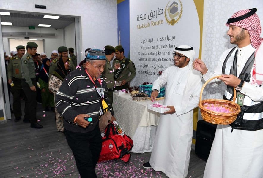 وصول أول رحلة حج من ماليزيا للمدينة المنورة ضمن مبادرة طريق مكة