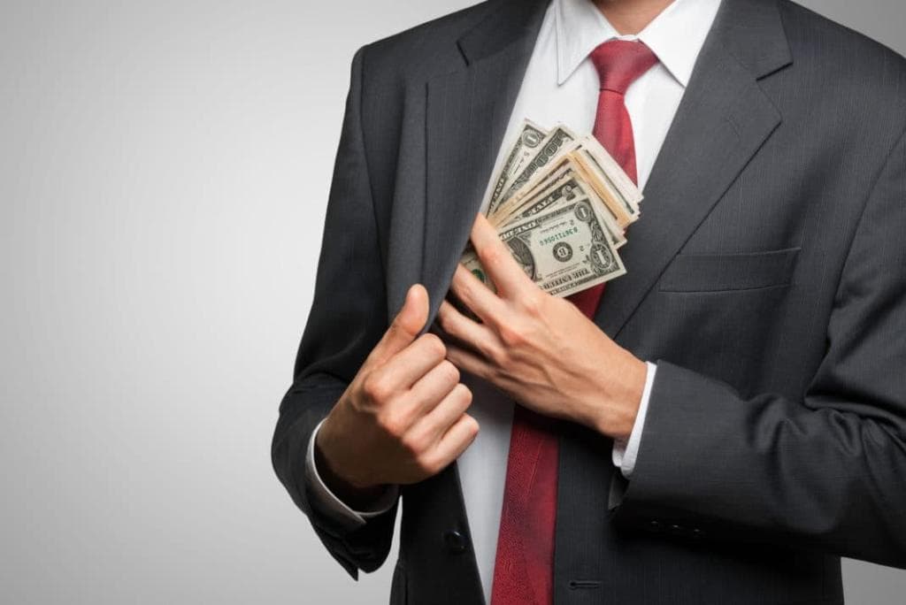 ثروات الأغنياء تنخفض لأول مرة منذ 7 سنوات