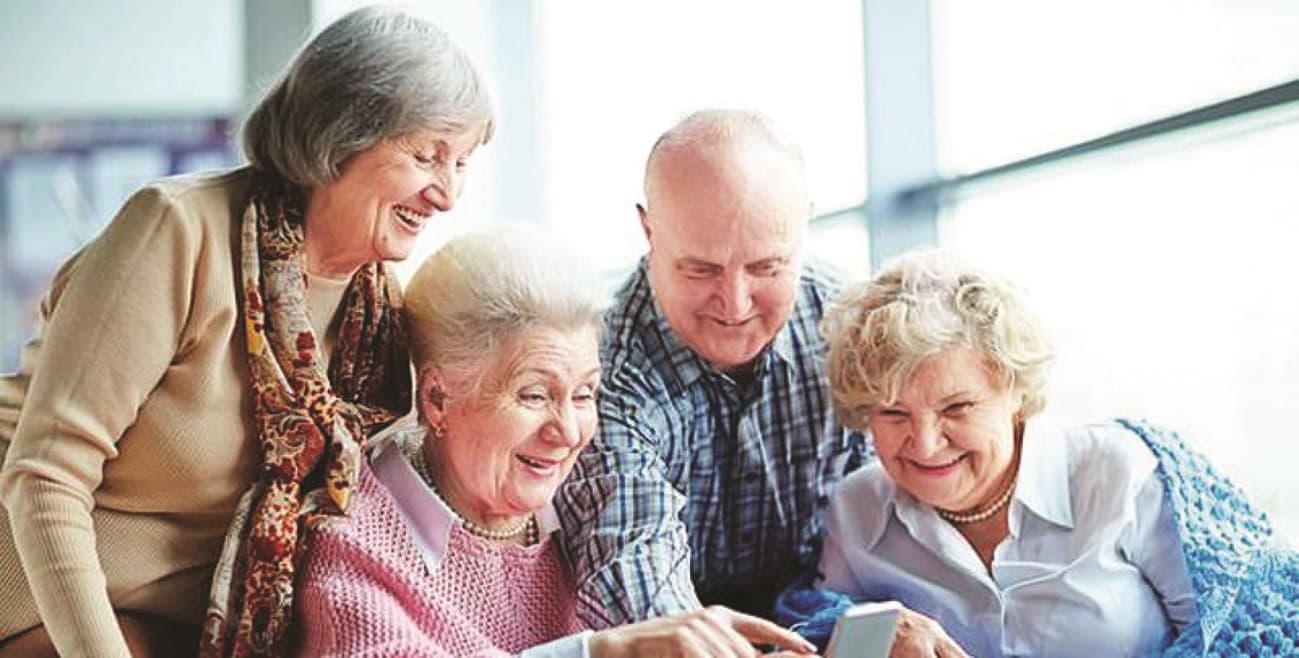 الخضراوات الورقية تعزز القدرات العقلية وتجعل الدماغ أصغر عمرا بـ 11 عاما