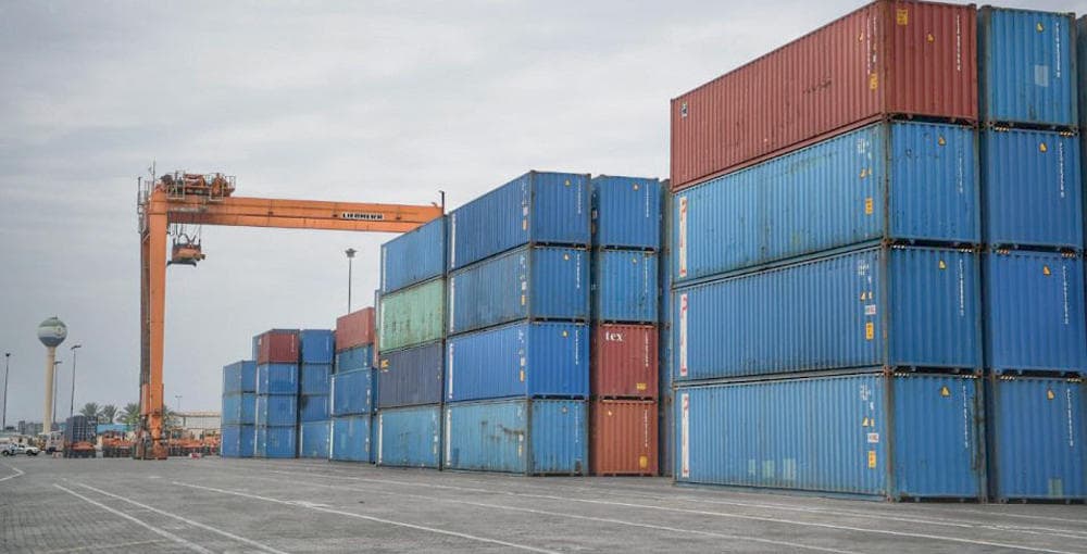 مليون حاوية مسافنة في الموانئ السعودية في النصف الأول
