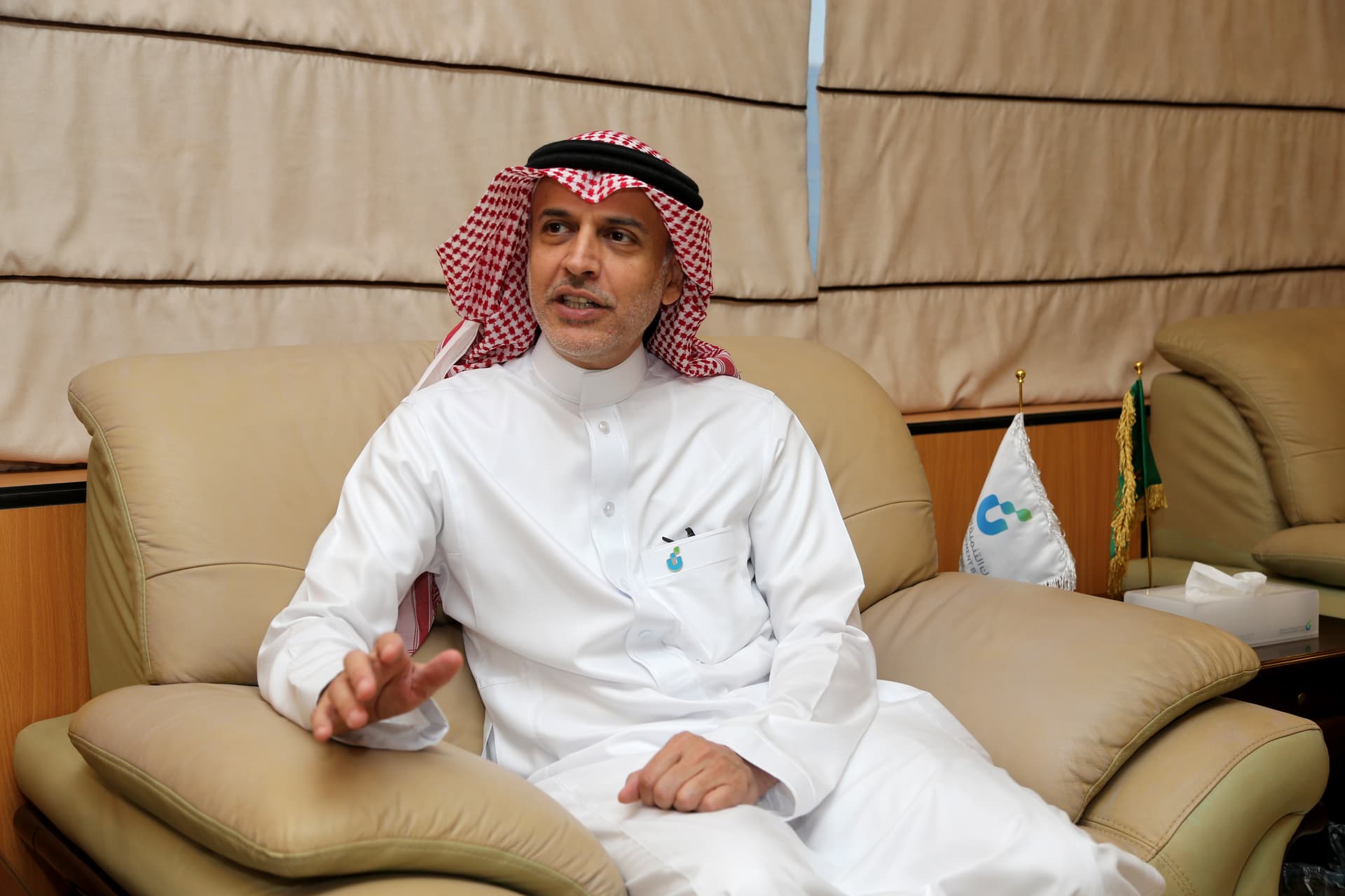  مدير «بنك التنمية» لـ "الاقتصادية" : خطة لإعادة جدولة المقترضين المتعثرين ورفع نسب مدخرات الأسر إلى 10 % 