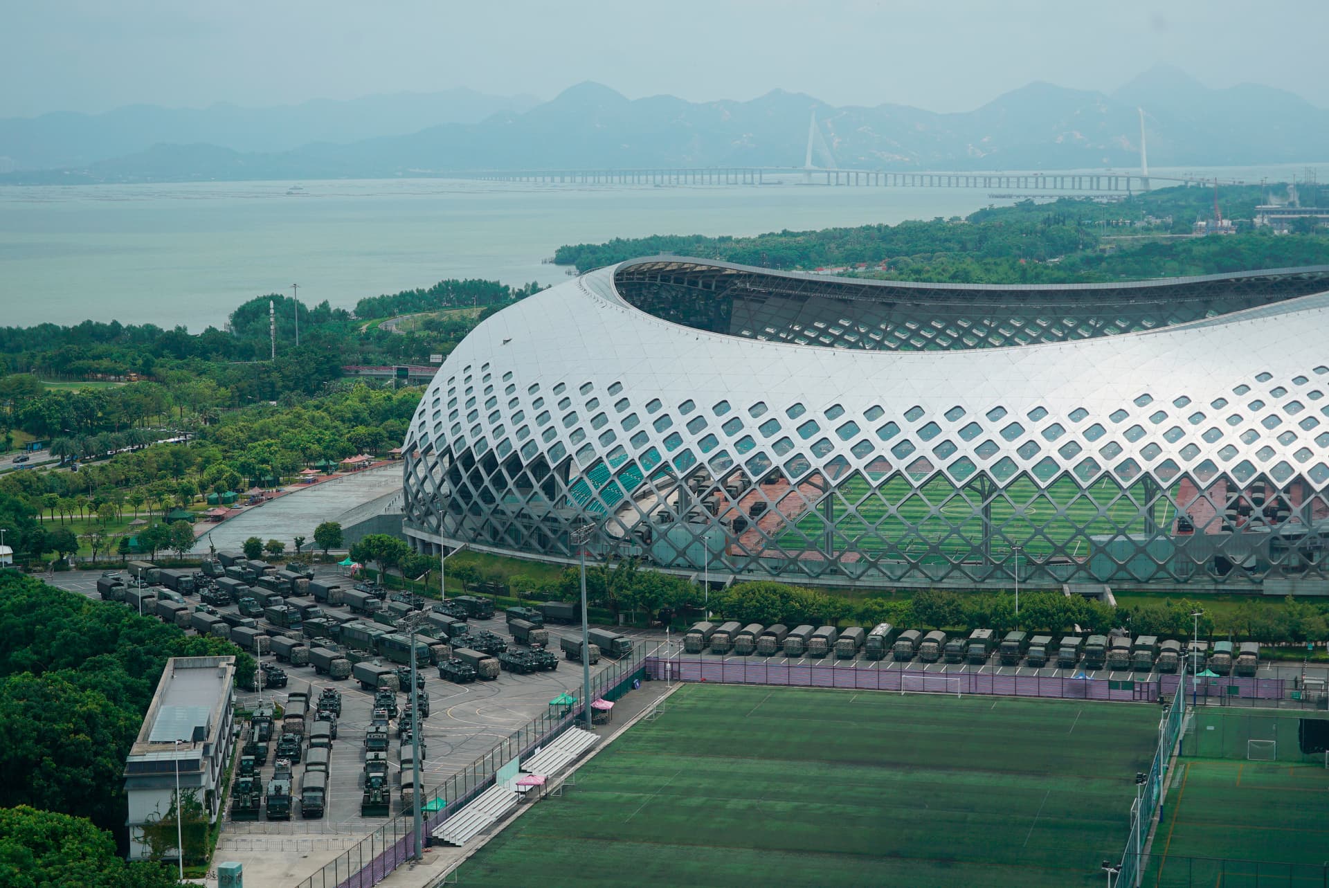 هونج كونج..بوابة بكين على العالم 