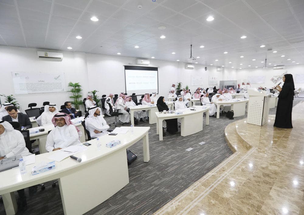 الاستعانة بخبراء من البنك الدولي لقياس التعليم والتدريب