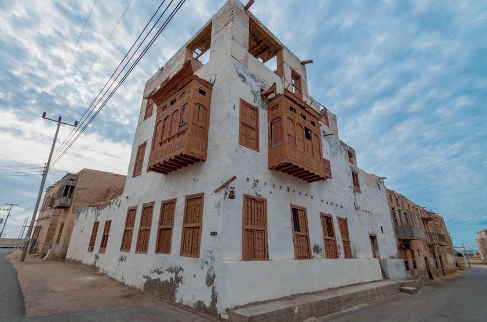 «رواشين» الوجه في البلدة القديمة .. هندسة جمالية وفوائد مناخية