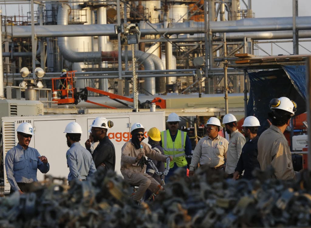 محللون: السعودية نجحت في معالجة مخاوف المستهلكين عبر تأمين إمدادات كافية