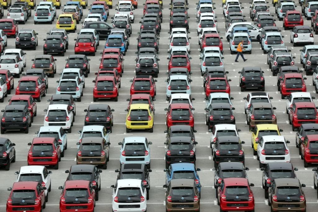 شركات أوروبية رئيسية لصناعة السيارات تحذر من "بريكست" بدون اتفاق