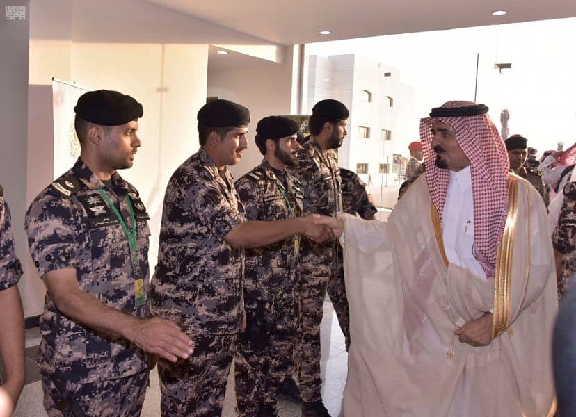 تحت رعاية وزير الداخلية .. تخريج دورة تخصص دوريات أمن وحراسة المنشآت والبحث والتفتيش