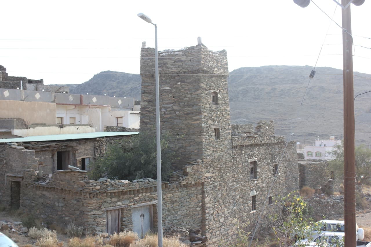 جوانب مضيئة من حياة بخروش بن علاس في ندوة تاريخية