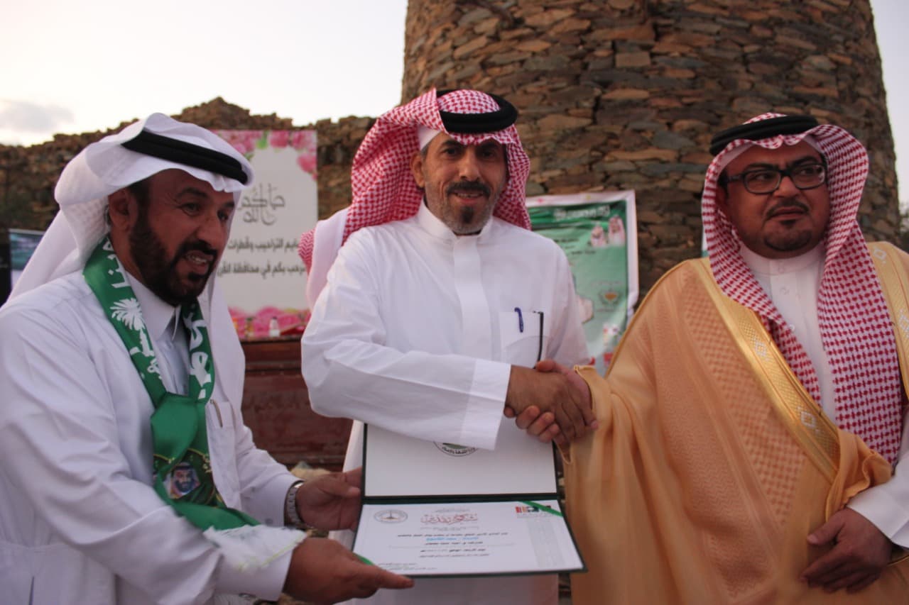 جوانب مضيئة من حياة بخروش بن علاس في ندوة تاريخية