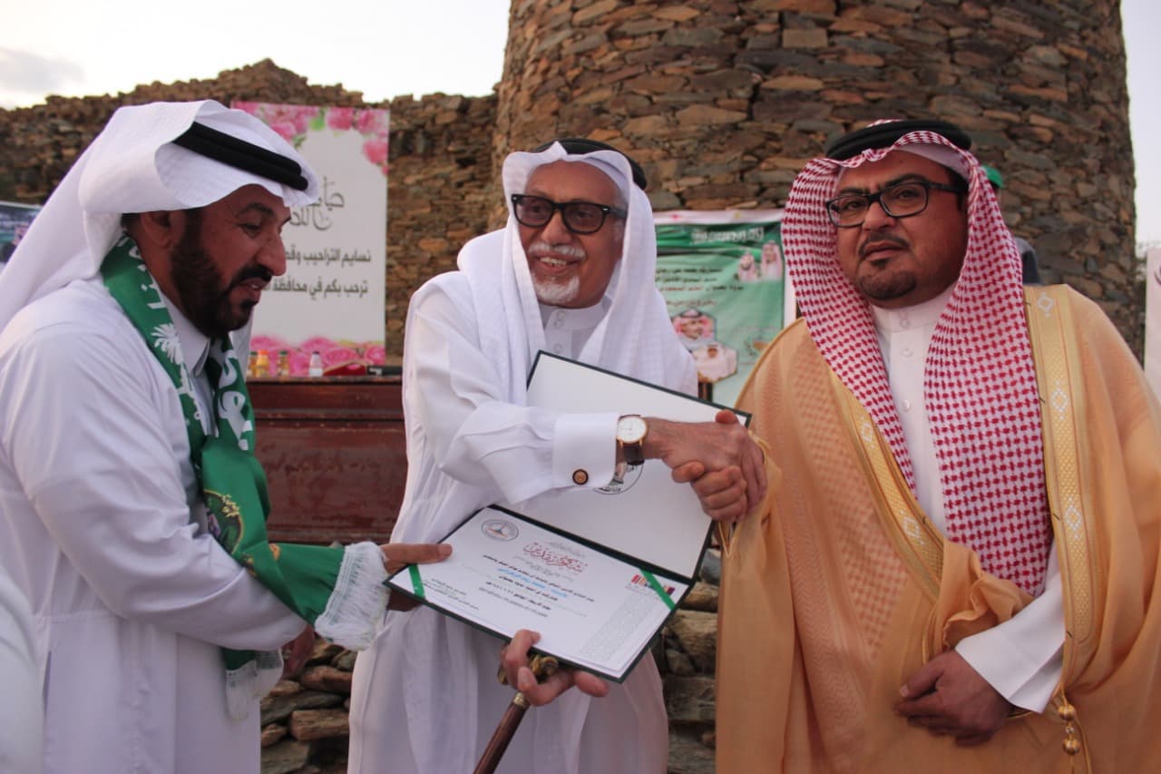 جوانب مضيئة من حياة بخروش بن علاس في ندوة تاريخية