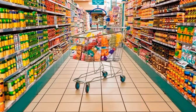 وزير المالية: الجزائر تخفض الإنفاق العام 9.2% في 2020