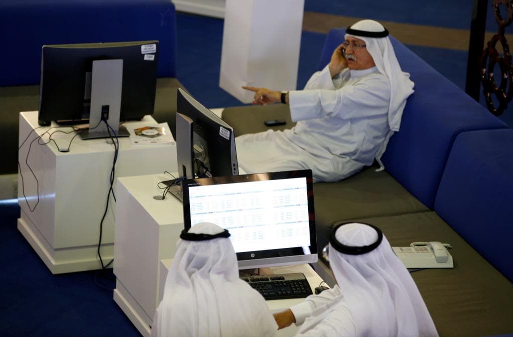 تراجع معظم البورصات الخليجية بضغط من خسائر أسهم الشركات المالية