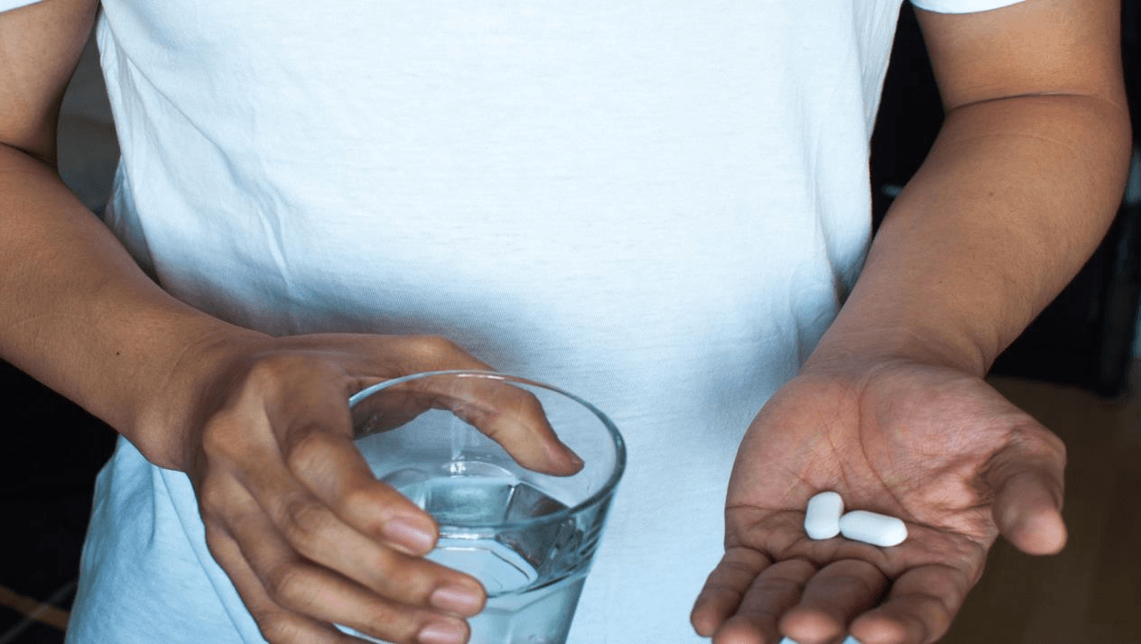 دراسة: من الأفضل تناول أدوية ضغط الدم مساء قبل النوم 