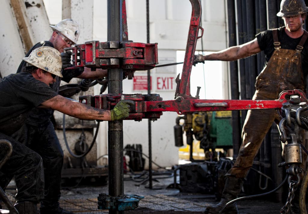 التضييق على تمويل مشاريع "الصخري الأمريكي" يمهد لتراجع الإنتاج