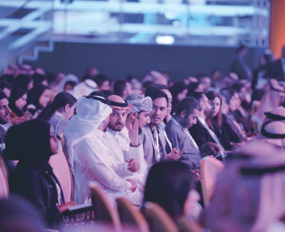 كلمة واحدة تغير العالم .. مبادرة لتمكين الشباب