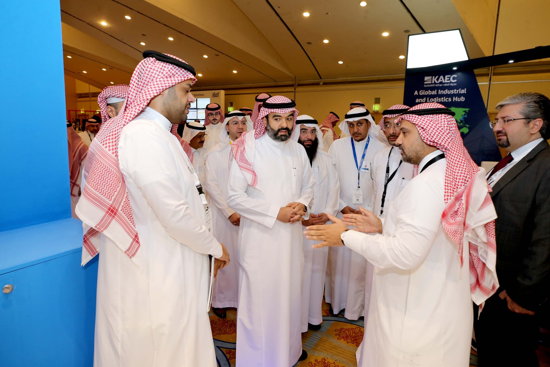 وزير الصناعة : الاستثمار في صناعة المستقبل يتناسب مع التركيبة السكانية للمملكة