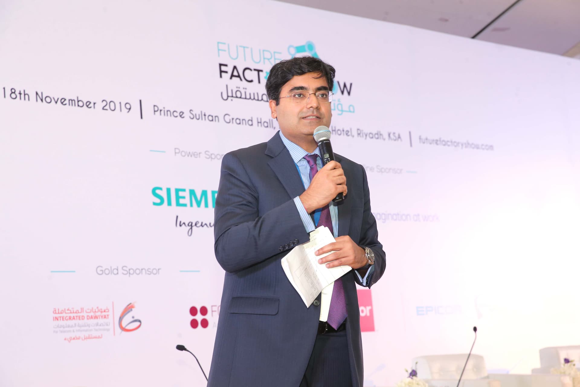 وزير الصناعة : الاستثمار في صناعة المستقبل يتناسب مع التركيبة السكانية للمملكة