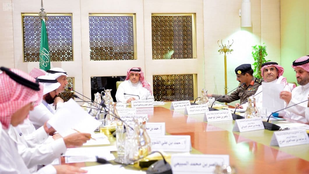 وكيل إمارة الرياض يرأس اجتماع  للإسكان التنموي بالمنطقة "الرابع"
