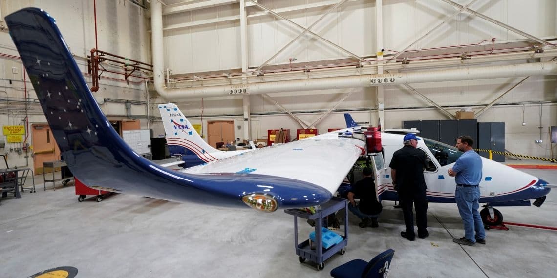 ناسا تزيح الستار عن أولى طائراتها الكهربائية