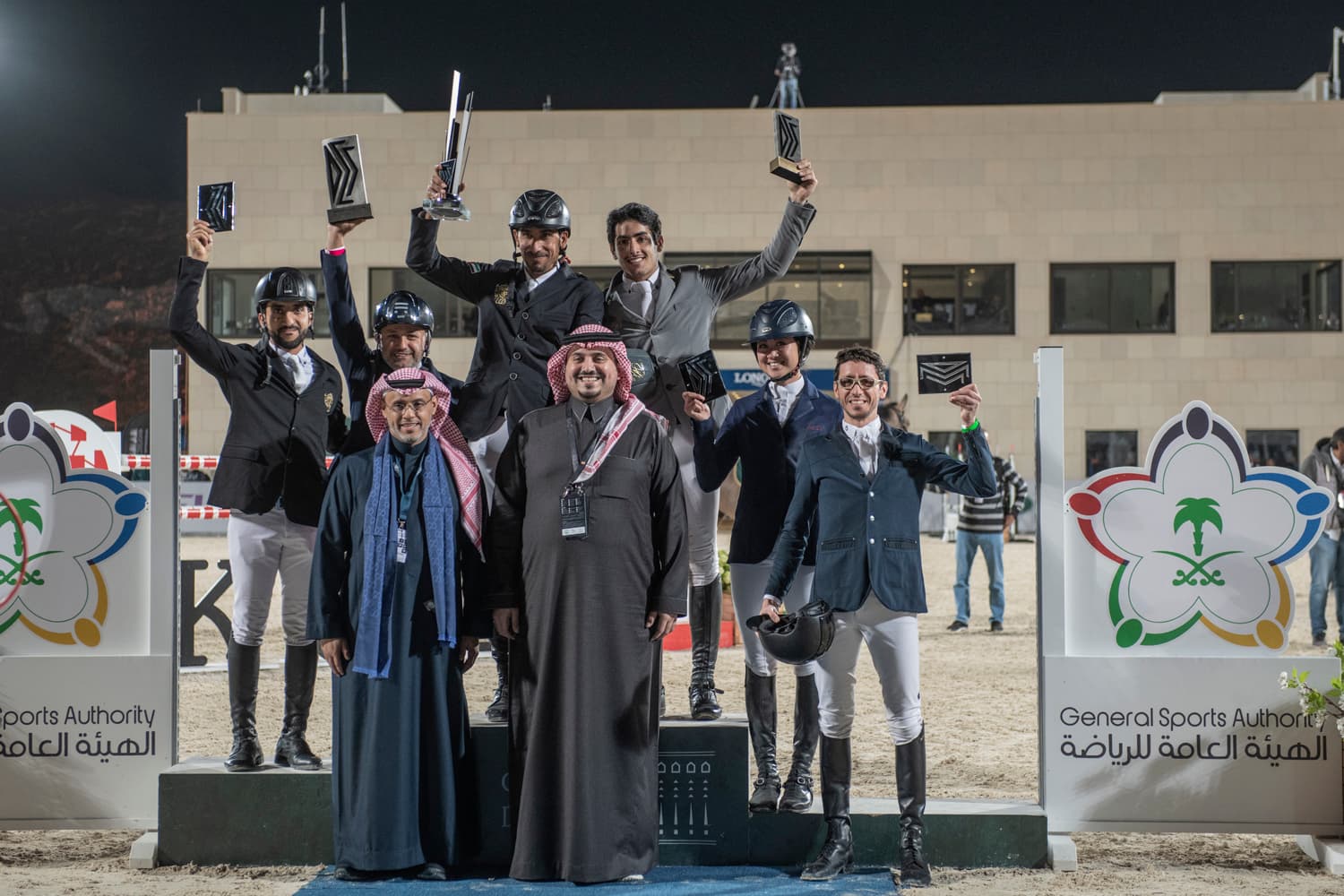 ثمانية أجزاء من الثانية تمنح المهيري المركز الأول في منافسات اليوم الثالث لمهرجان الدرعية للفروسية