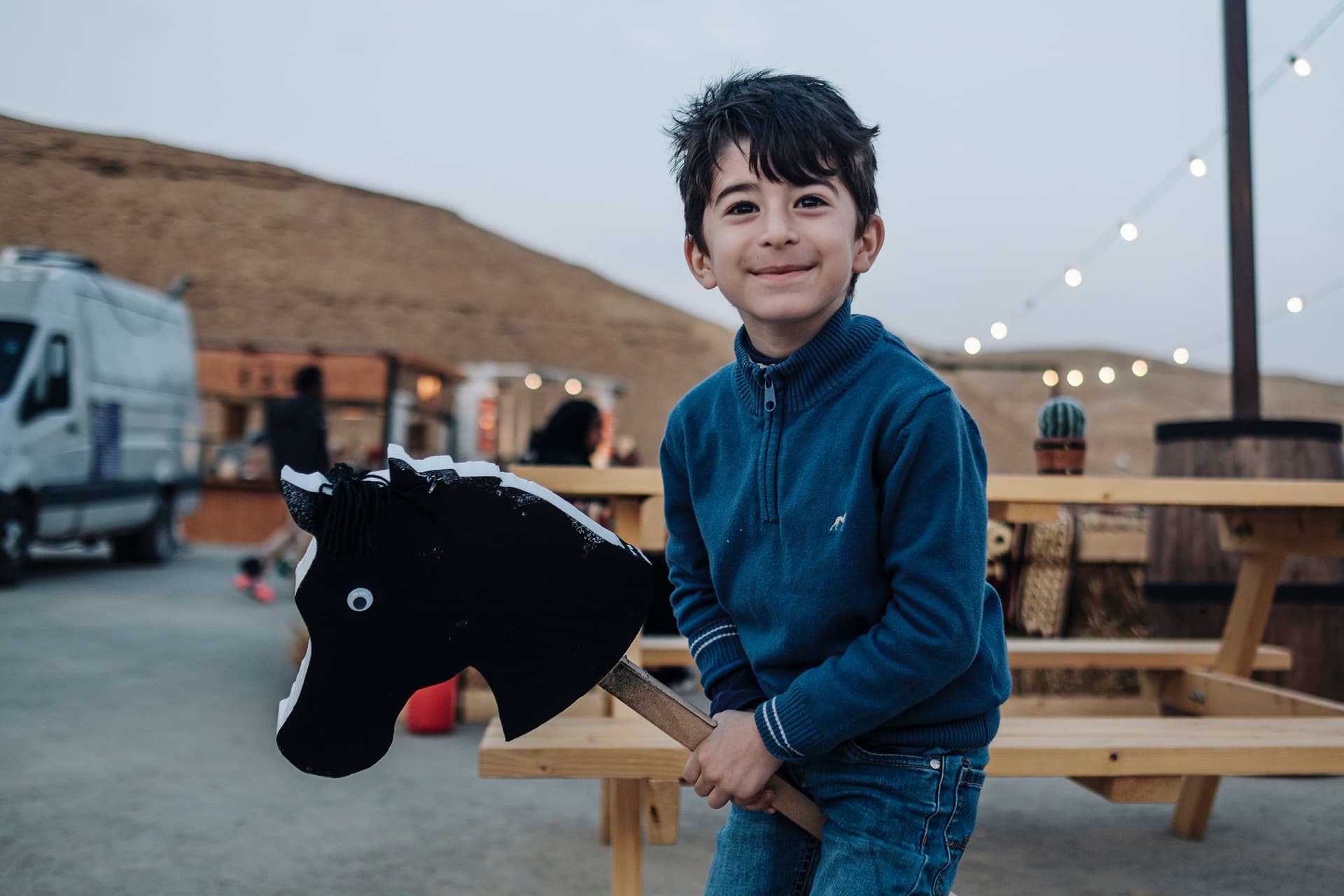 تظاهرة ثقافيّة وفنيّة وترفيهيّة تجذب جماهير مهرجان الدرعيّة للفروسيّة بين الأشواط