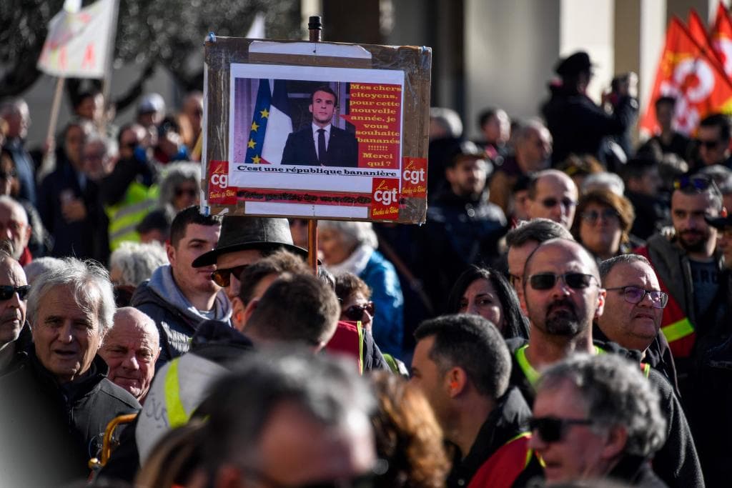 رغم ضيق هامش المناورة .. أنظمة التقاعد أمام تسوية محتملة في فرنسا