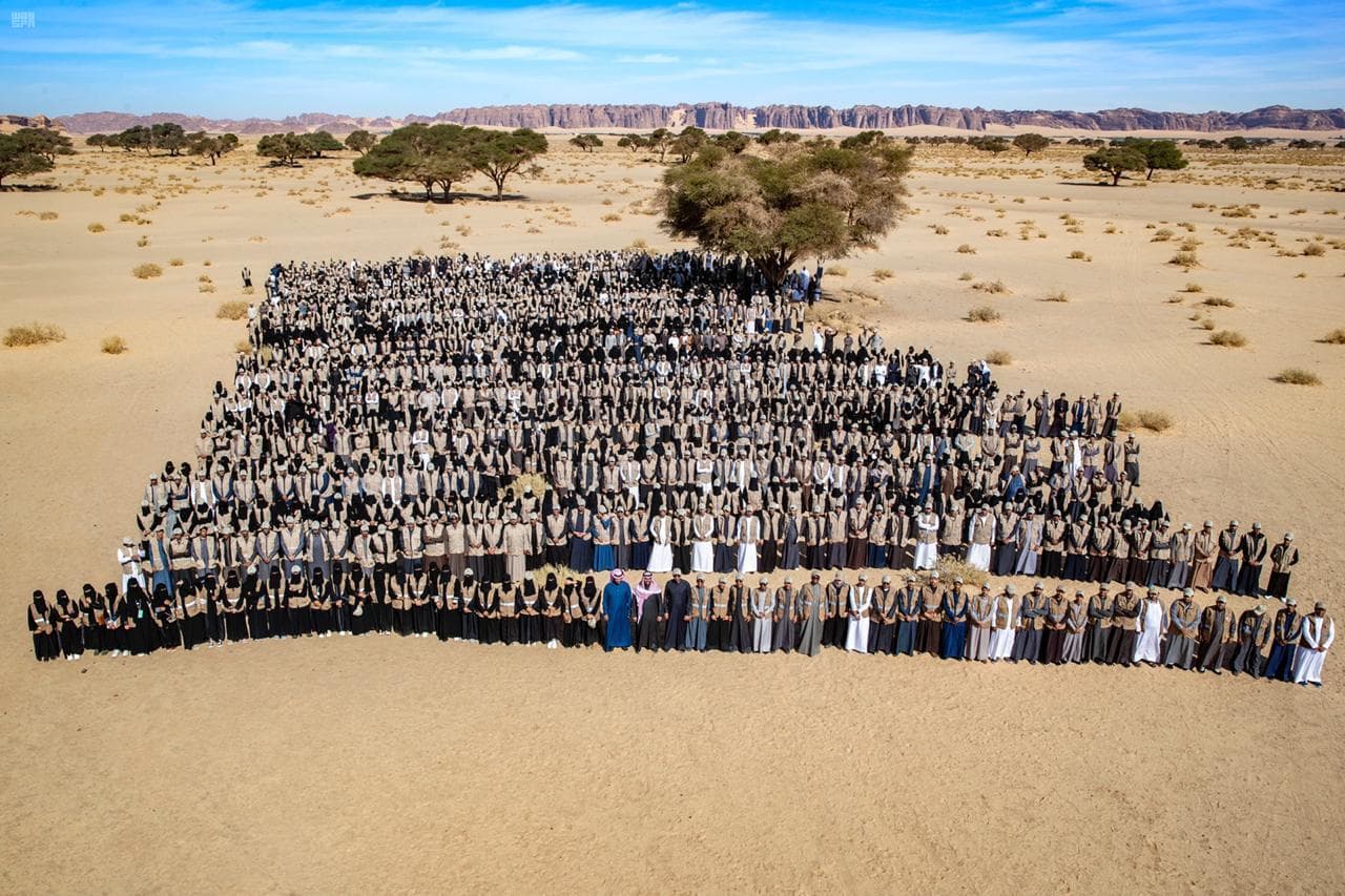 محافظ الهيئة الملكية لمحافظة العلا يلتقي فريق برنامج حماية