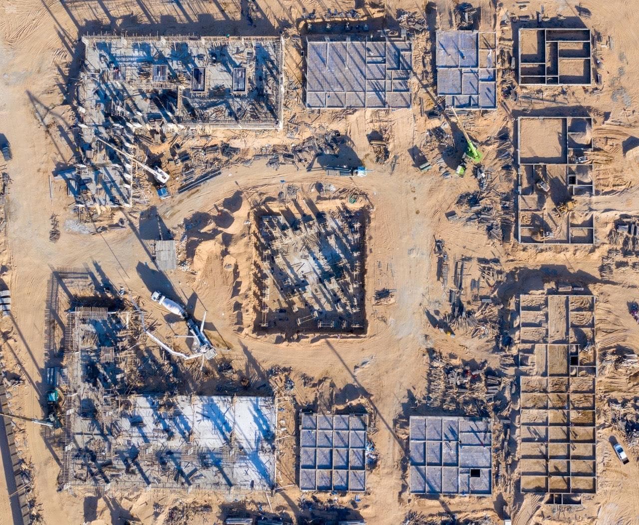 محافظ الهيئة الملكية لمحافظة العلا يلتقي فريق برنامج حماية