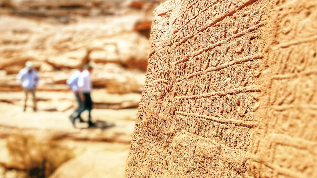 "شتاء طنطورة" يزين سماء العلا بـ 100 منطاد ويحتفي بموسيقى بيتهوفن