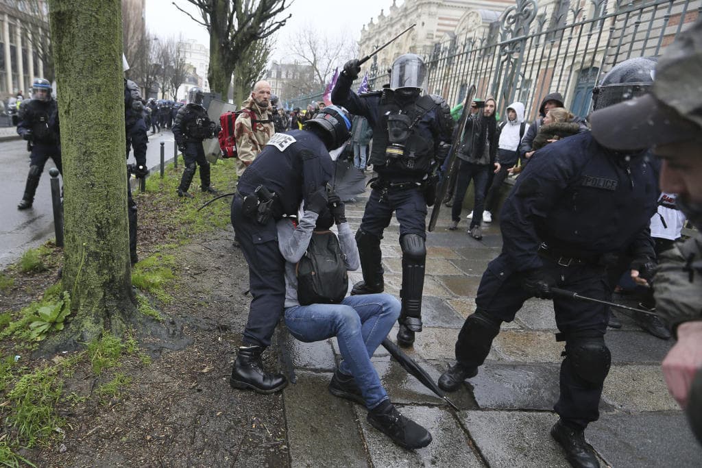 تظاهرات جديدة ضد إصلاح أنظمة التقاعد في فرنسا