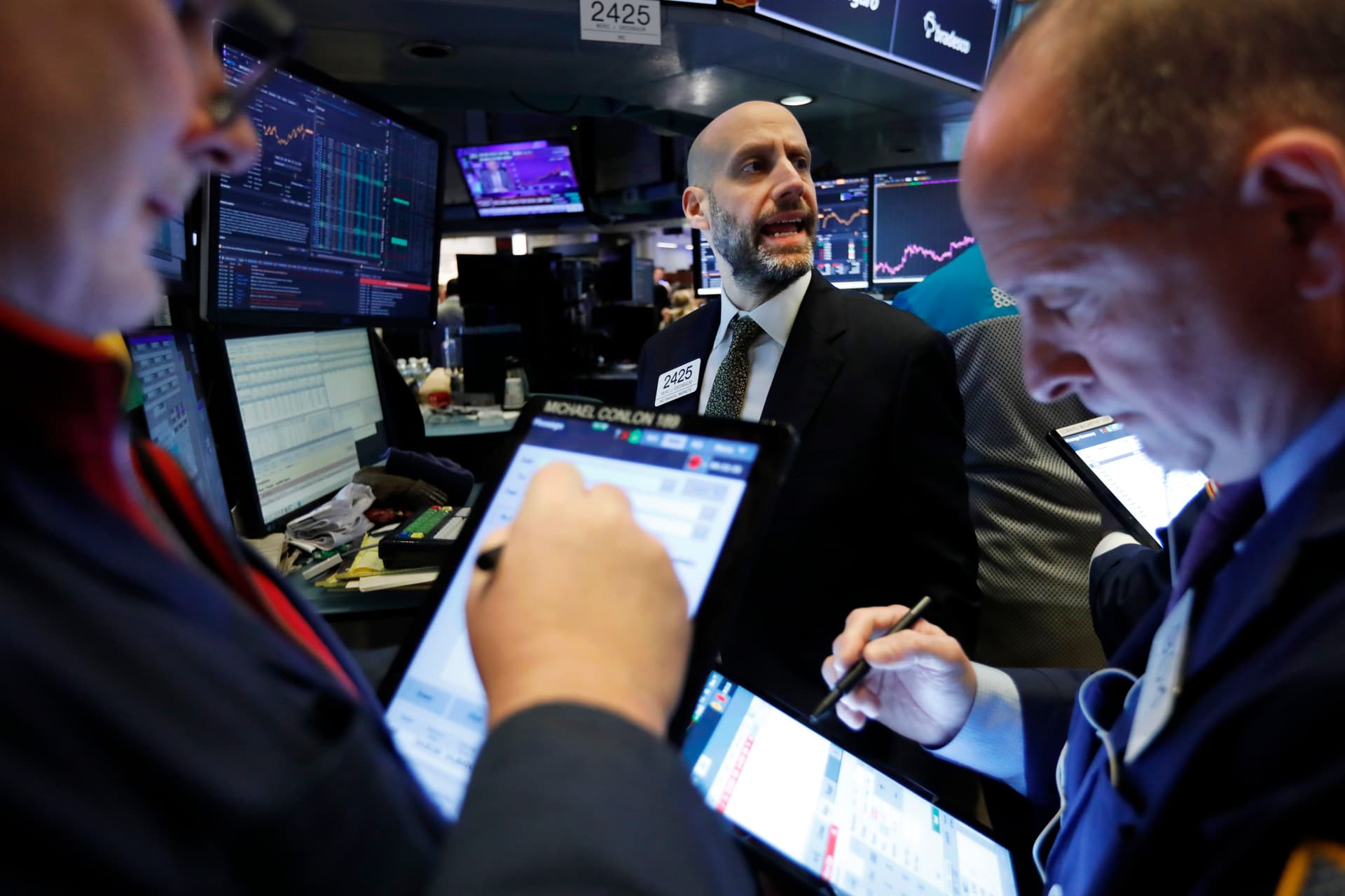 بعد تباطؤ انتشار "كورونا" .. الأسهم الأمريكية لأعلى مستوى في تاريخها