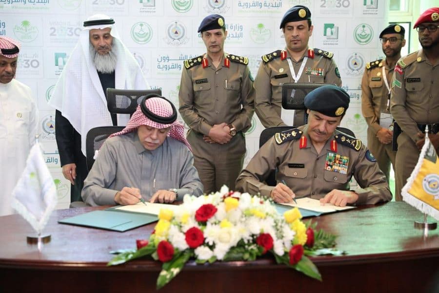 "البلديات" و "الدفاع المدني" تصدران رخصة فورية موحدة للمنشآت التجارية