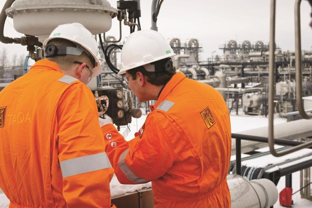 «كورونا» يتراجع بالنفط 10 دولارات .. الطلب يتراجع لأول مرة منذ الأزمة العالمية