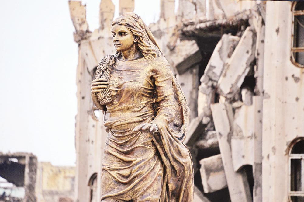 فتاة الربيع