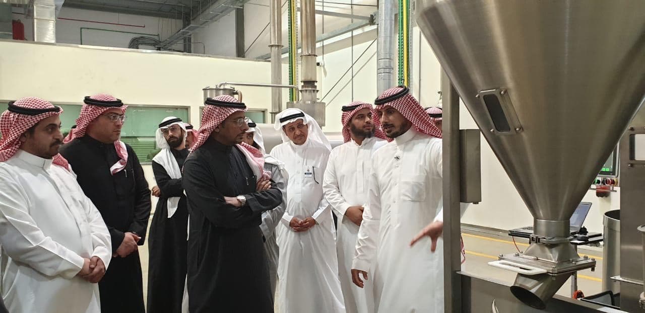 وزير الصناعة والثروة المعدنية يتفقد مشروعات المدينة الصناعية الثانية في الرياض