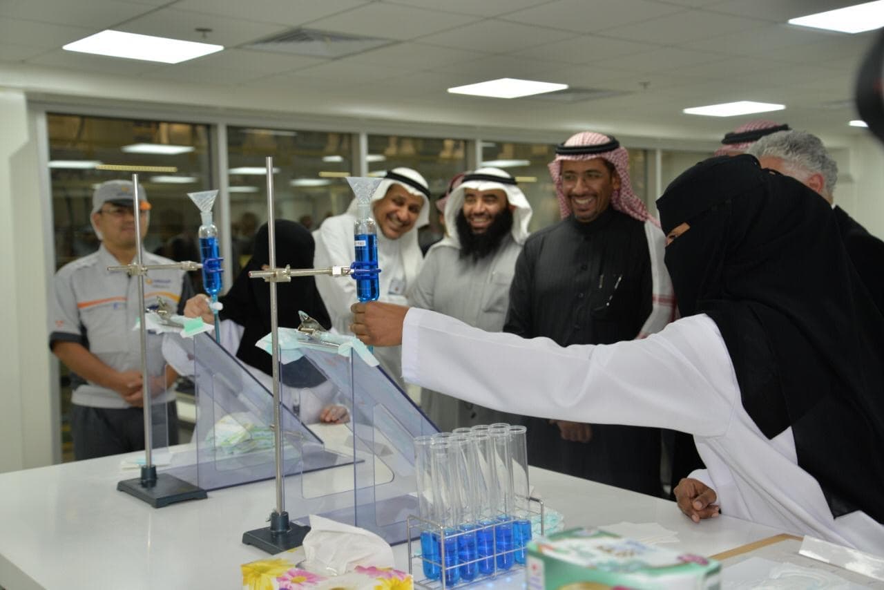 وزير الصناعة والثروة المعدنية يتفقد مشروعات المدينة الصناعية الثانية في الرياض