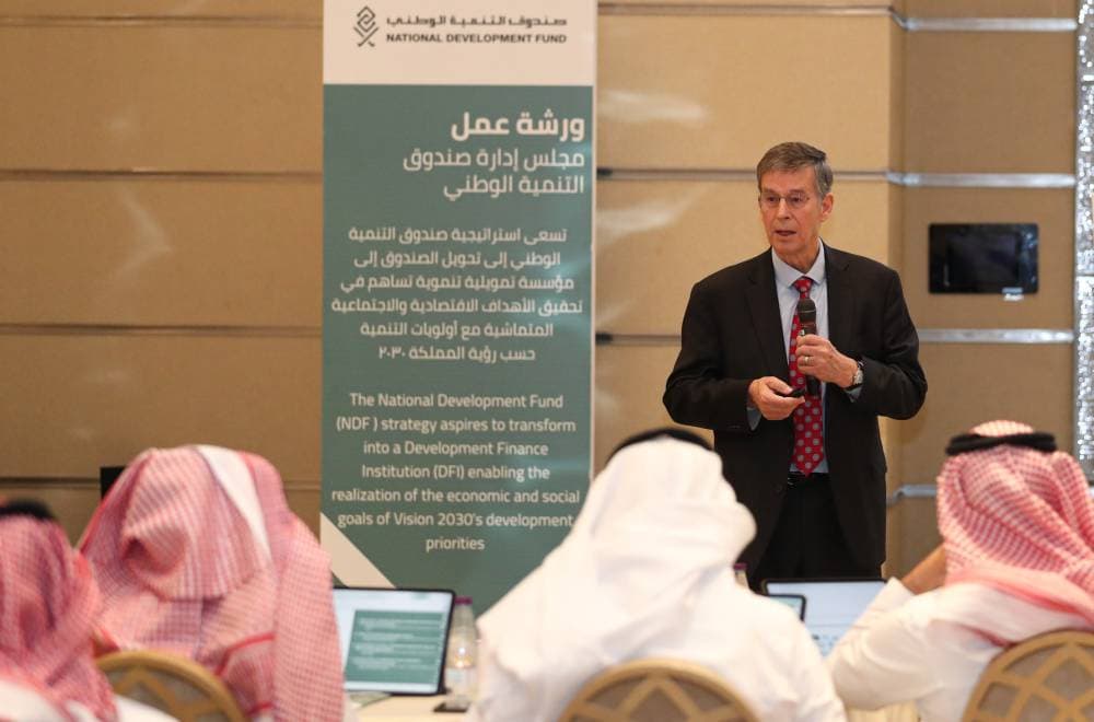 جانب من الورشة التي جمعت عددا من الوزراء والمسؤولين. تصوير: يزيد السمراني - "الاقتصادية"